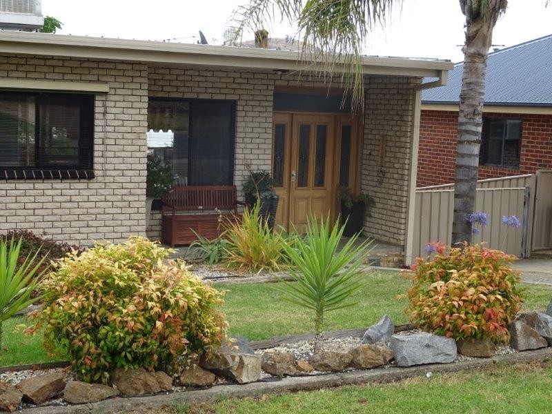 16 Dwyer Crescent, Bellbridge VIC 3691