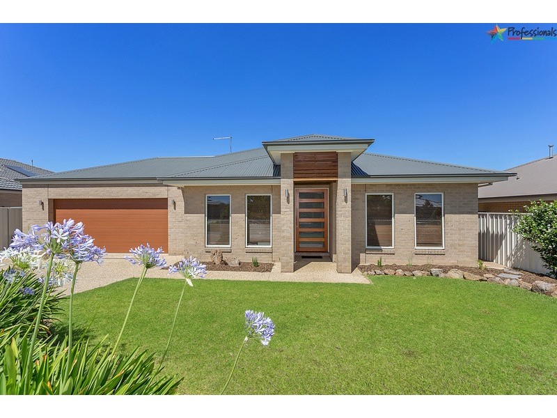 44 Bremer Avenue, Wodonga VIC 3690