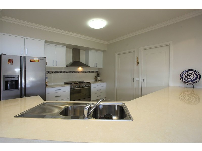 44 Bremer Avenue, Wodonga VIC 3690