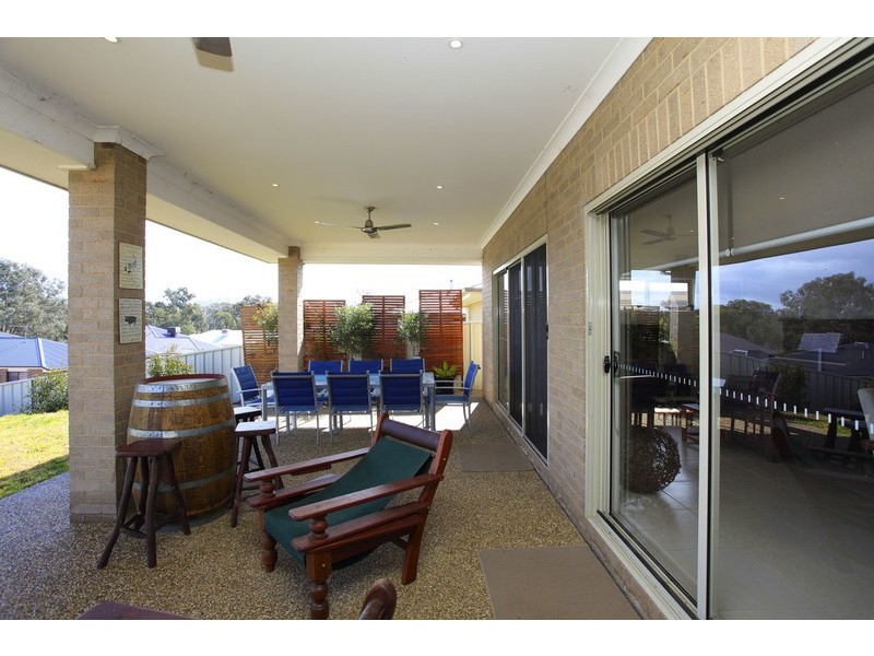 44 Bremer Avenue, Wodonga VIC 3690