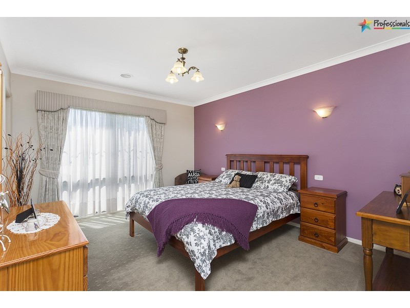 24 Willoughby Avenue, Wodonga VIC 3690