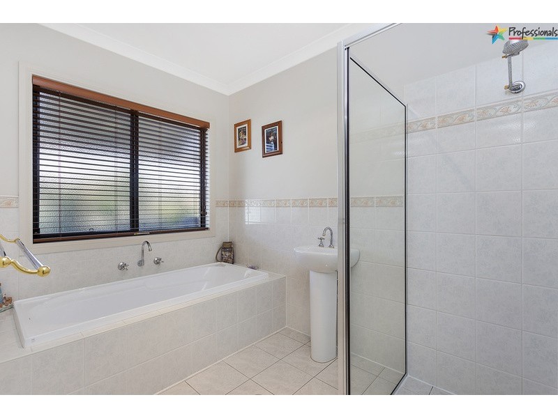 24 Willoughby Avenue, Wodonga VIC 3690