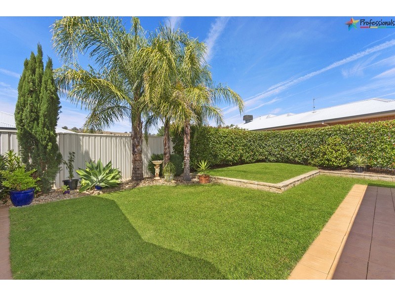 24 Willoughby Avenue, Wodonga VIC 3690