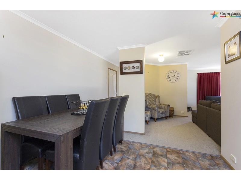 19 Berberick Court, Thurgoona NSW 2640