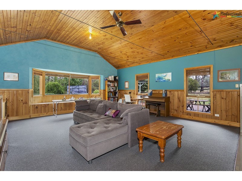 8 Wildon Avenue, Yackandandah VIC 3749