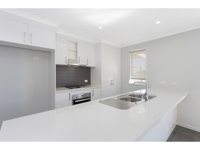 2/17 Nelson Court, Wodonga VIC 3690