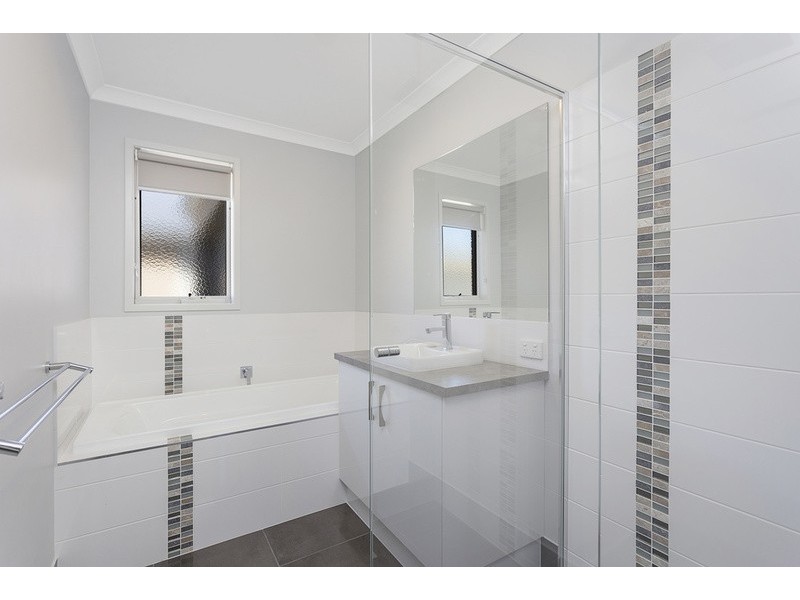 2/17 Nelson Court, Wodonga VIC 3690