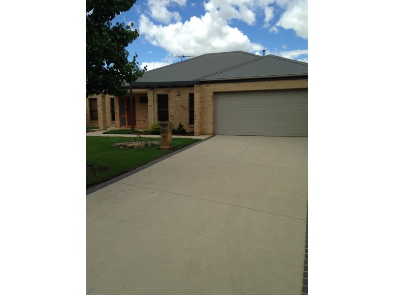 14 Stanger Court, Wodonga VIC 3690