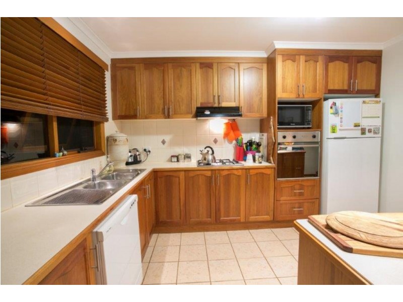 24 Falcon Circuit, Wodonga VIC 3690