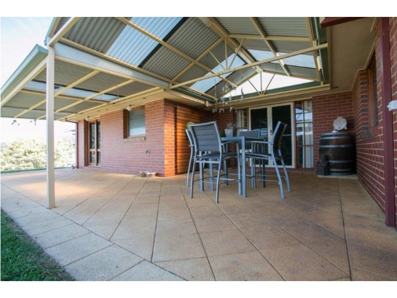 24 Falcon Circuit, Wodonga VIC 3690