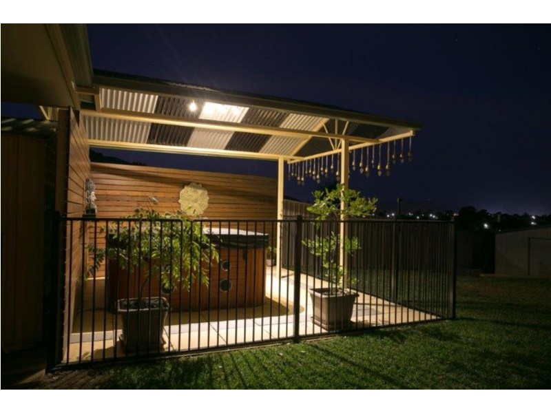 24 Falcon Circuit, Wodonga VIC 3690