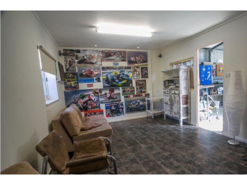 24 Falcon Circuit, Wodonga VIC 3690