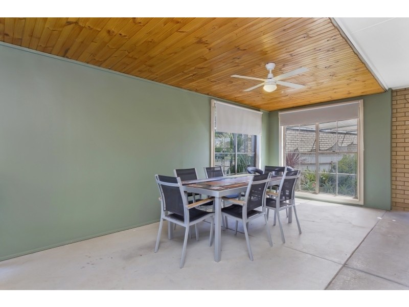 2/18 Sapphire Circuit, Wodonga VIC 3690