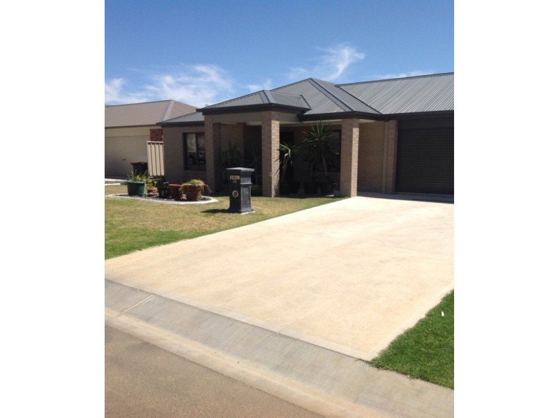 36 Kenna Street, Wodonga VIC 3690