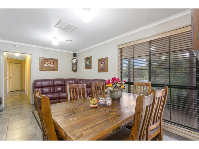 12 Dundee Drive, Wodonga VIC 3690