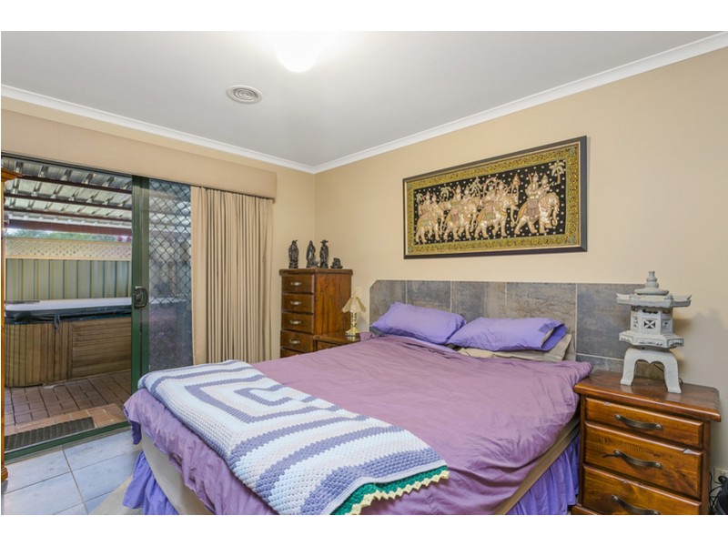 12 Dundee Drive, Wodonga VIC 3690