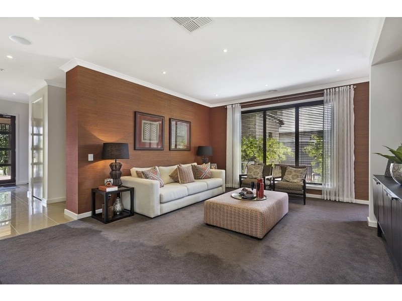 14 Riverside Boulevard, Wodonga VIC 3690