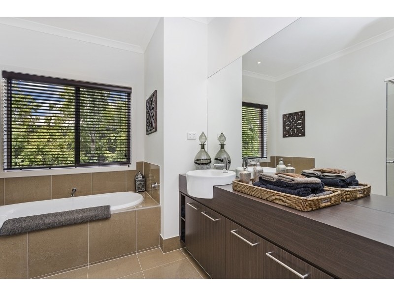 14 Riverside Boulevard, Wodonga VIC 3690