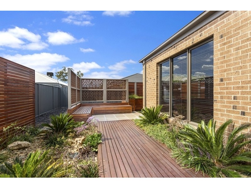 14 Riverside Boulevard, Wodonga VIC 3690