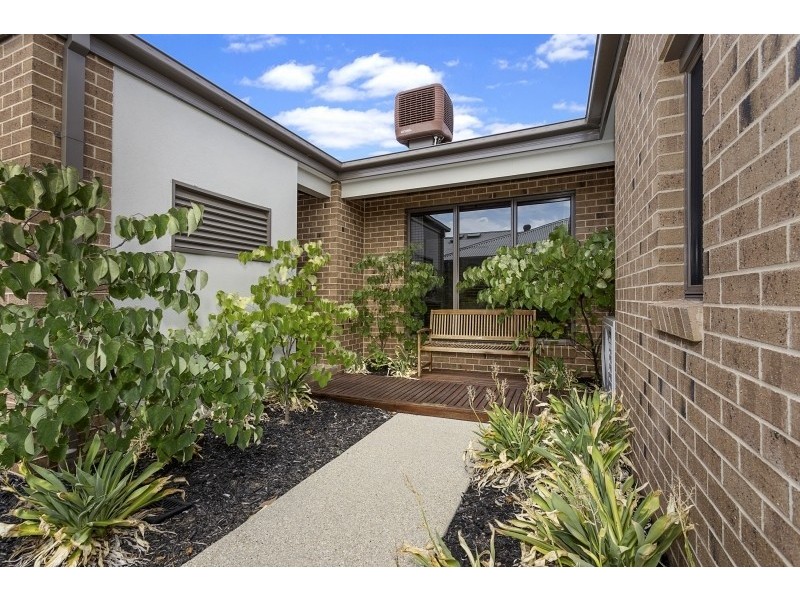 14 Riverside Boulevard, Wodonga VIC 3690