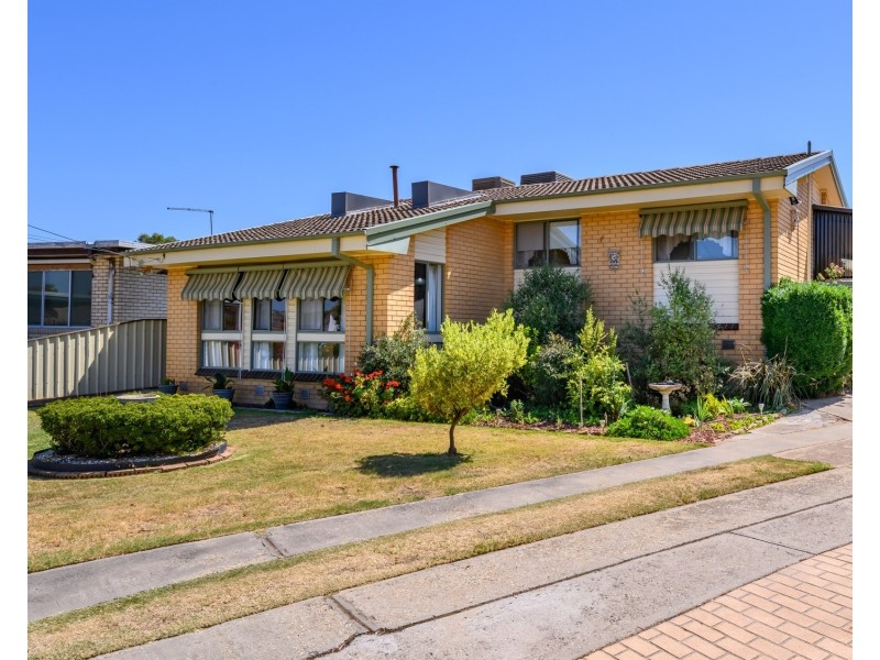 4 Elsa Court, Wodonga VIC 3690