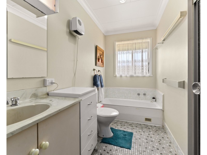 4 Elsa Court, Wodonga VIC 3690