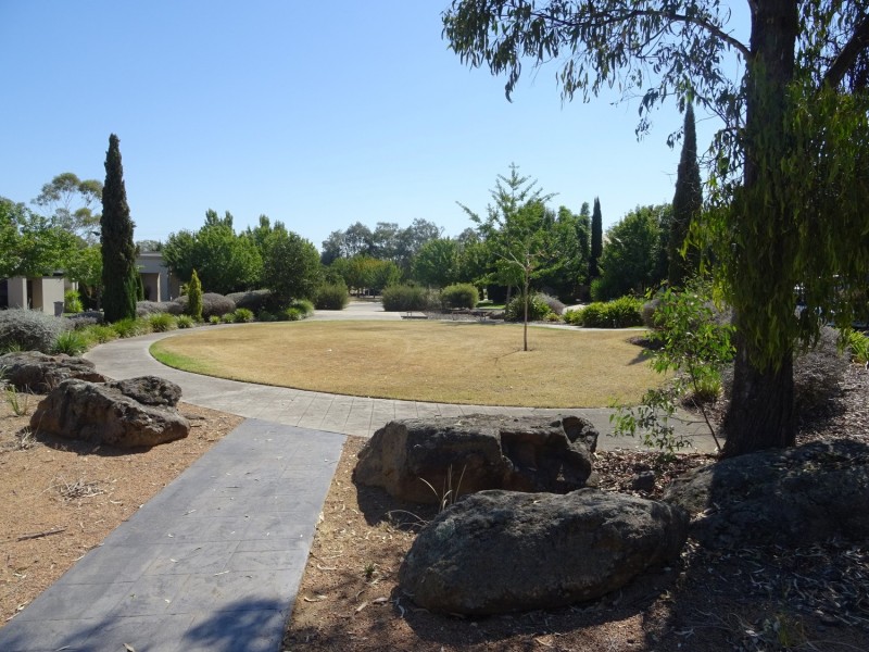 8 Garden Cove, Wodonga VIC 3690