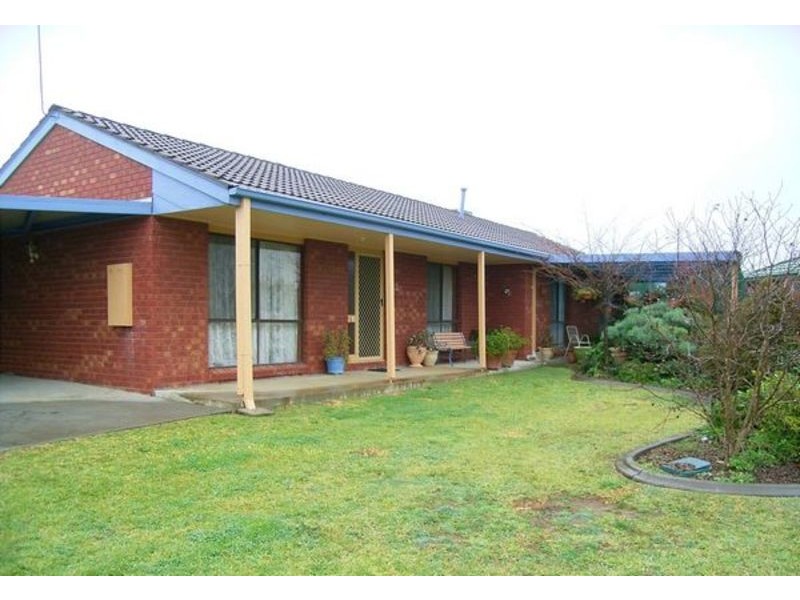 75 Mayfair Drive, Wodonga VIC 3690