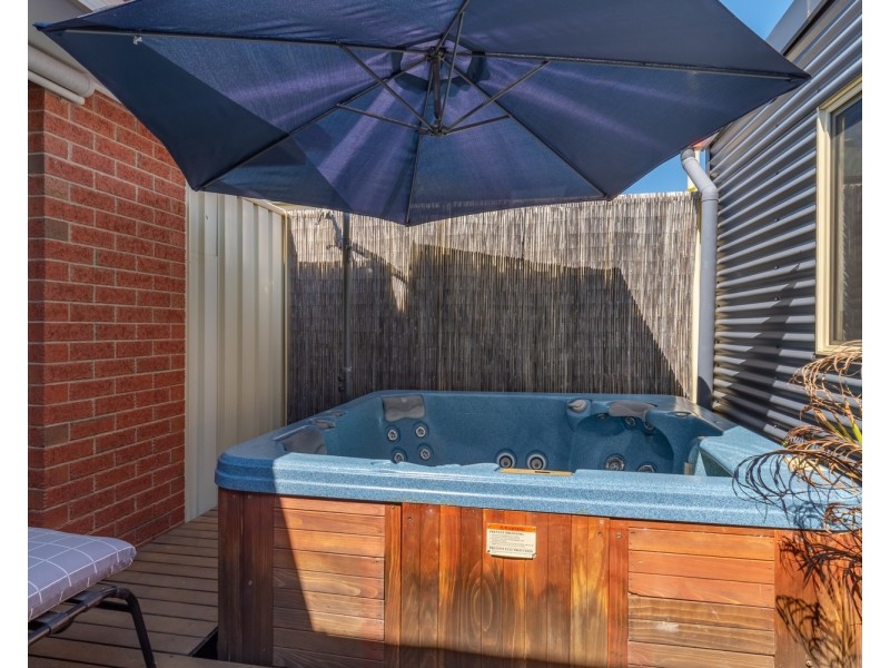 2 Menzies Street, Wodonga VIC 3690