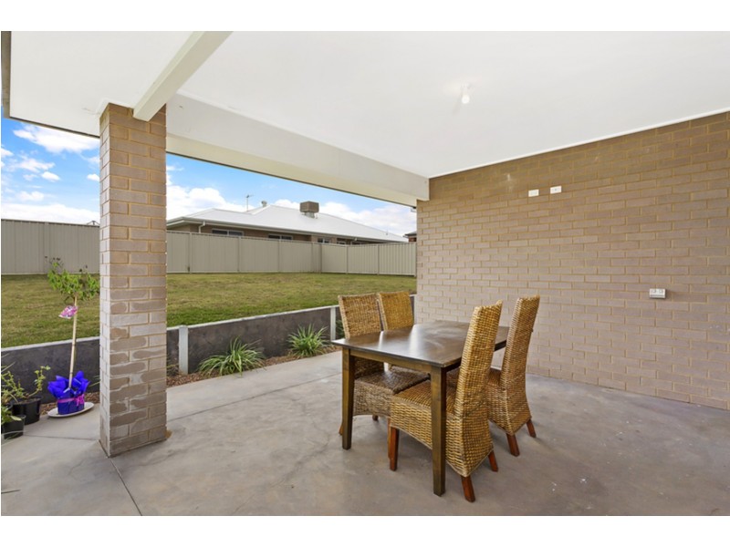 7 Pembroke Crescent, Wodonga VIC 3690