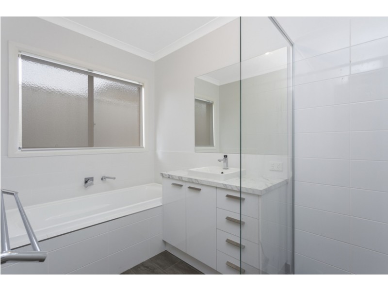 7 Pembroke Crescent, Wodonga VIC 3690