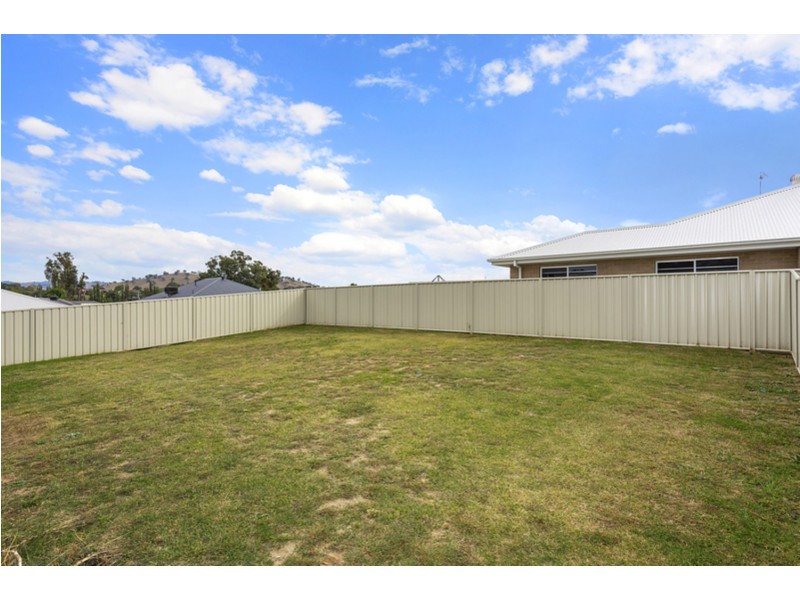 7 Pembroke Crescent, Wodonga VIC 3690
