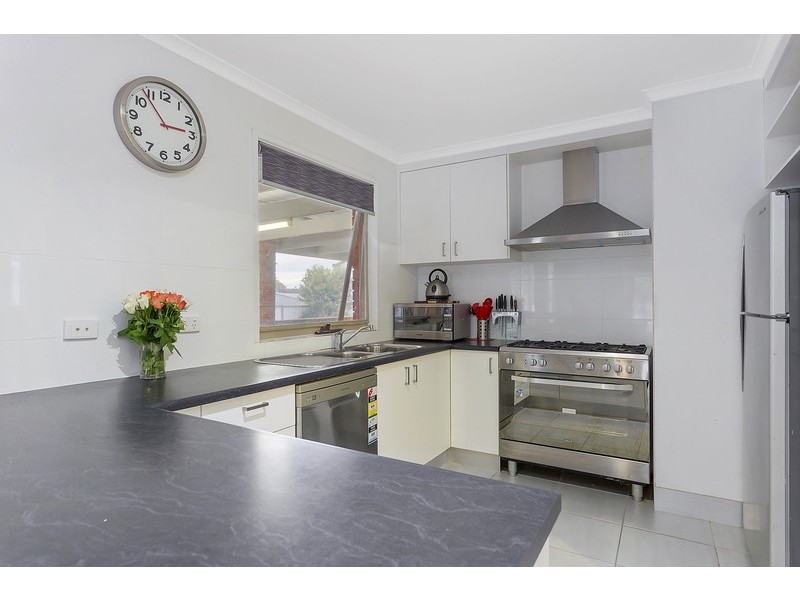 2 Coventry Court, Wodonga VIC 3690