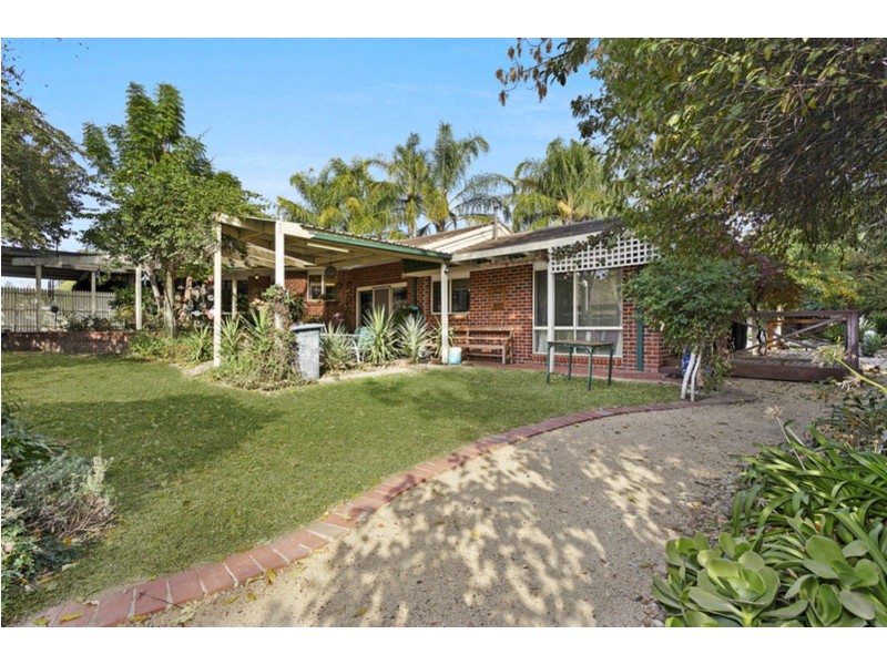 8 Pinkerton Court, Wodonga VIC 3690