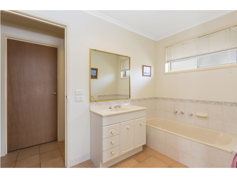 17 Riverview Terrace, Wodonga VIC 3690