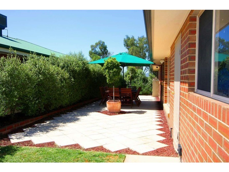 11 Clifford Court, Wodonga VIC 3690