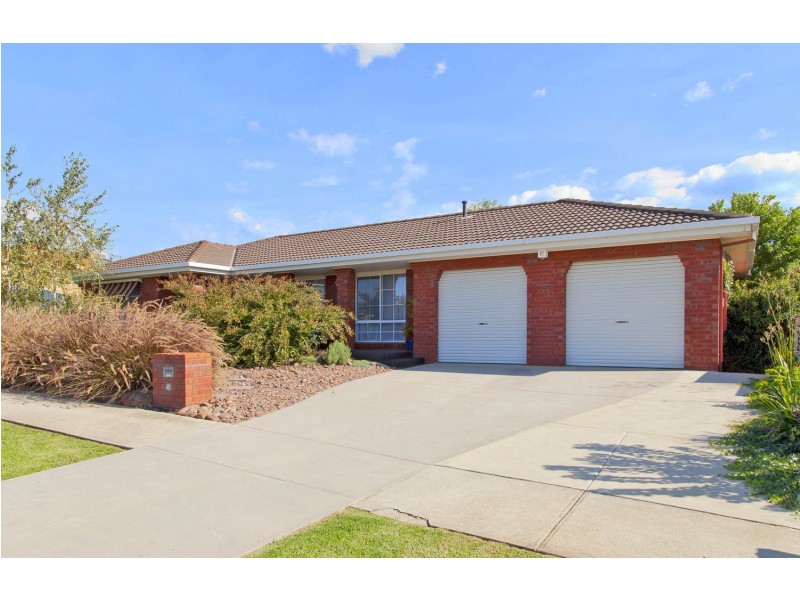 11 Kingfisher Drive, Wodonga VIC 3690