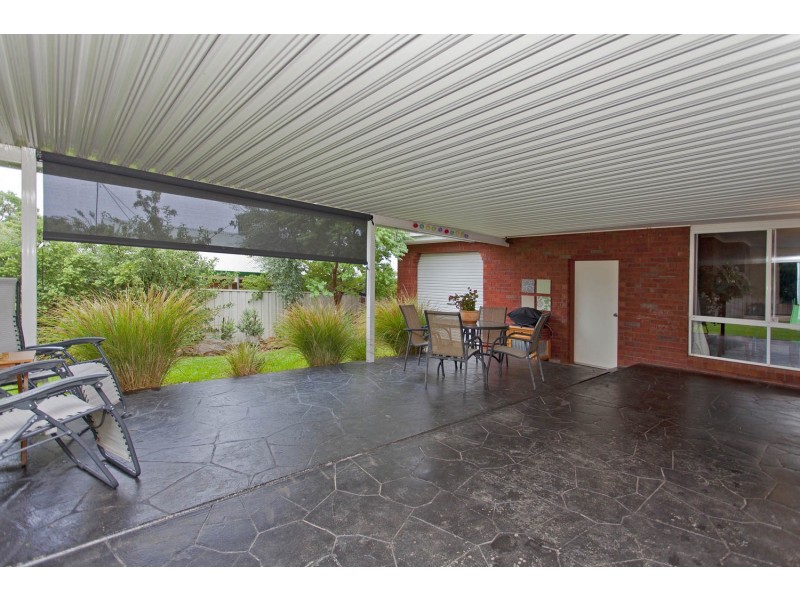 11 Kingfisher Drive, Wodonga VIC 3690