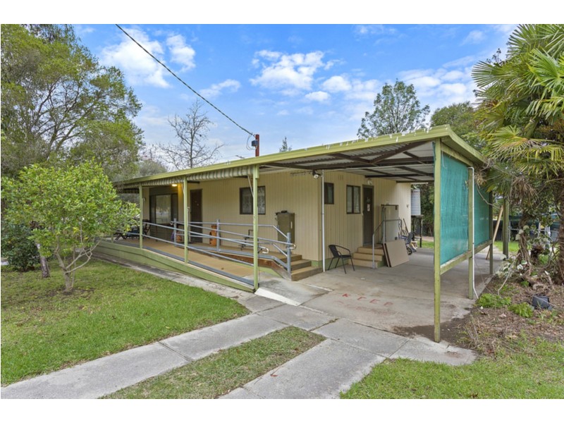 80 Albert Road, Chiltern VIC 3683
