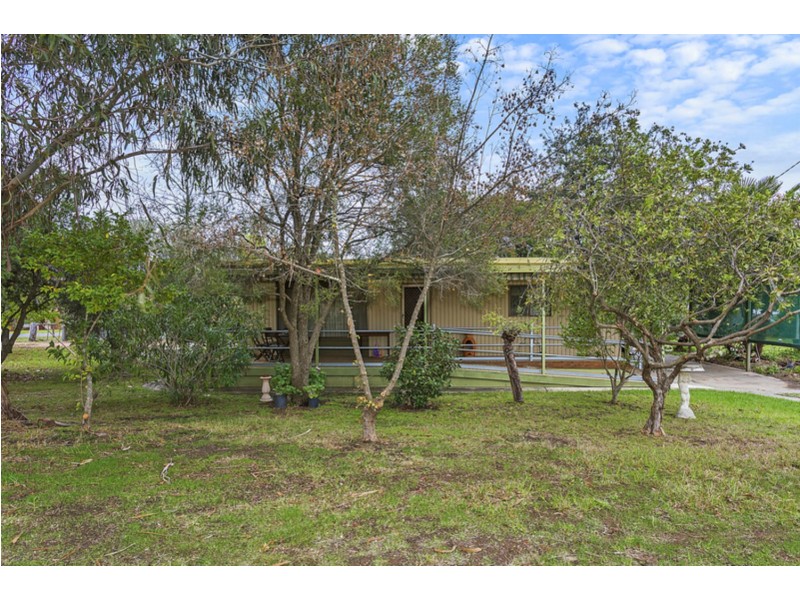 80 Albert Road, Chiltern VIC 3683