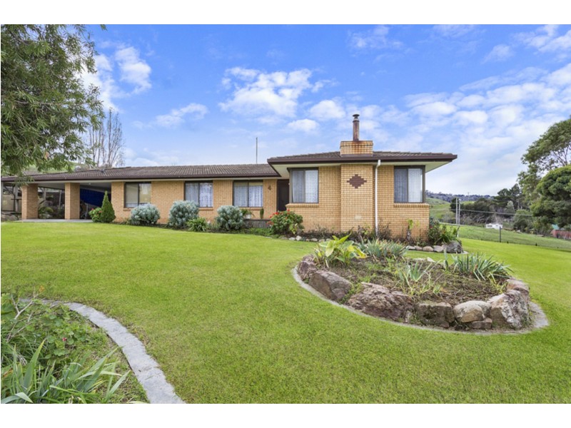 4 Hewitt Street, Bethanga VIC 3691