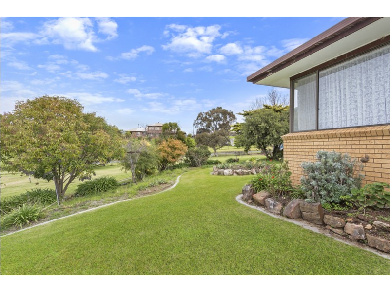 4 Hewitt Street, Bethanga VIC 3691