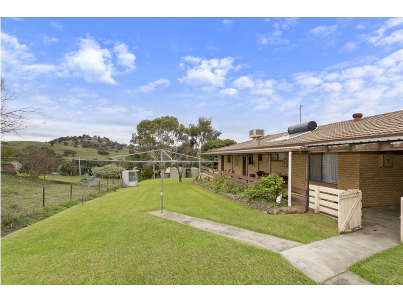 4 Hewitt Street, Bethanga VIC 3691