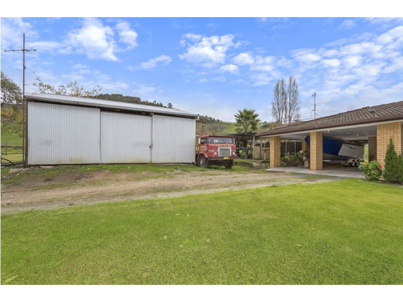 4 Hewitt Street, Bethanga VIC 3691