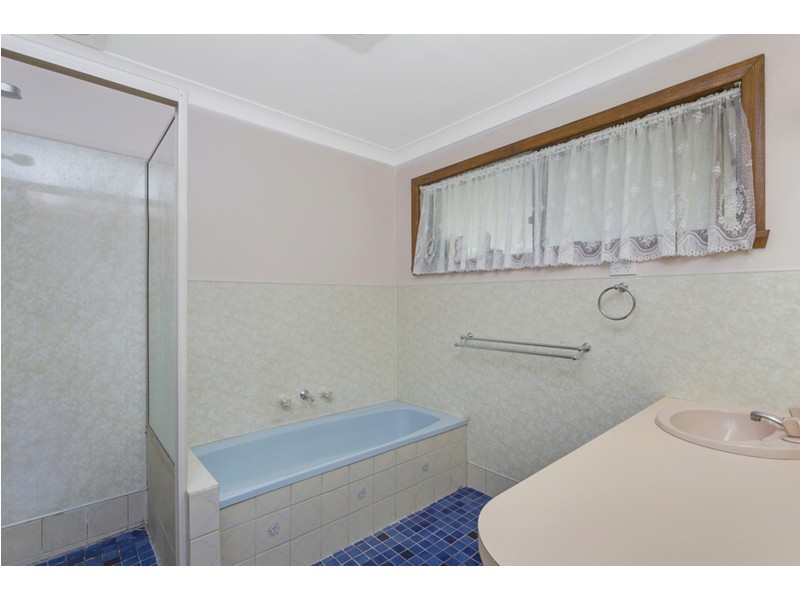 4 Hewitt Street, Bethanga VIC 3691