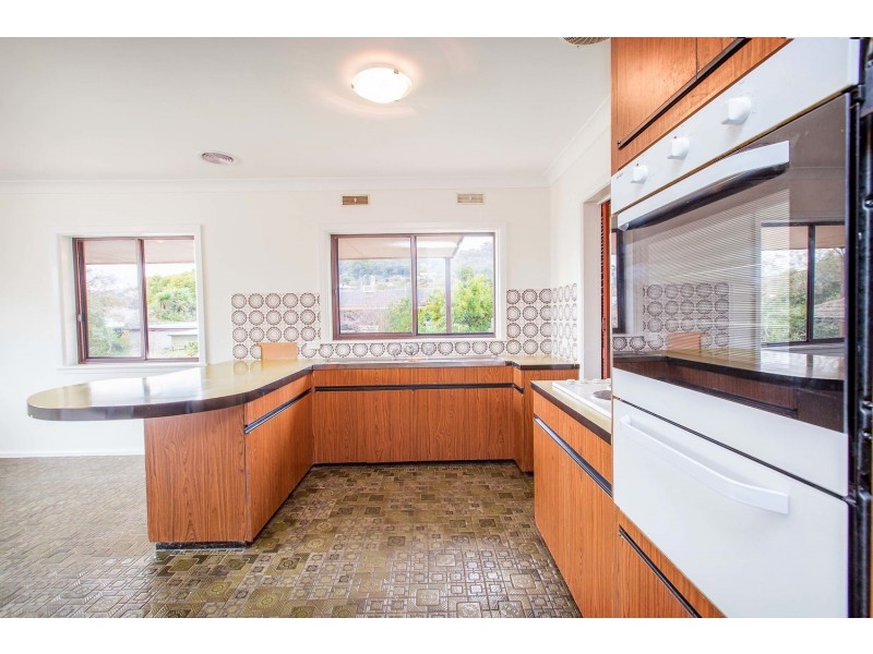 2 Scarborough Drive, Wodonga VIC 3690