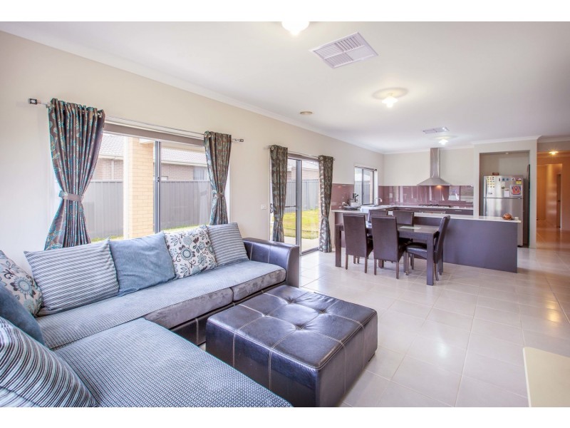 16 McAuliffe Street, Wodonga VIC 3690