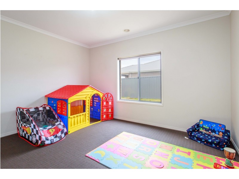 16 McAuliffe Street, Wodonga VIC 3690