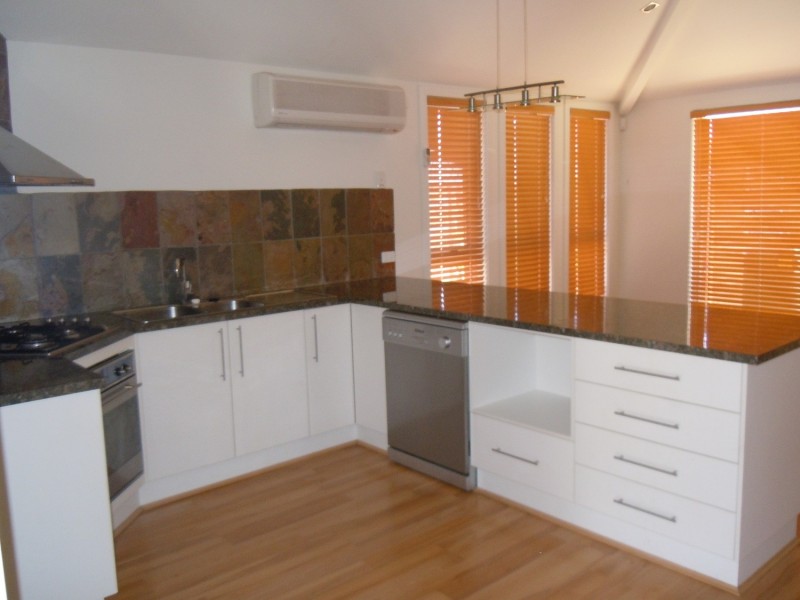 47 Kurrajong Crescent, Albury NSW 2640