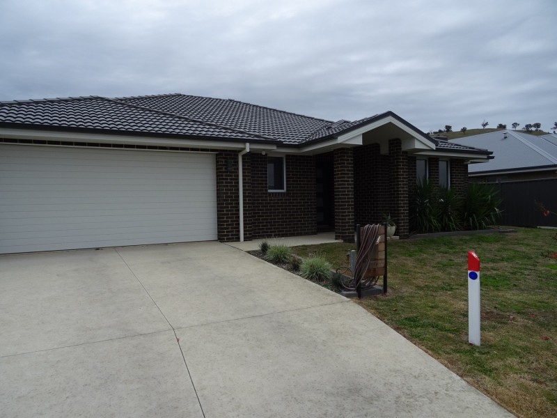 11 Trickett Avenue, Killara VIC 3691